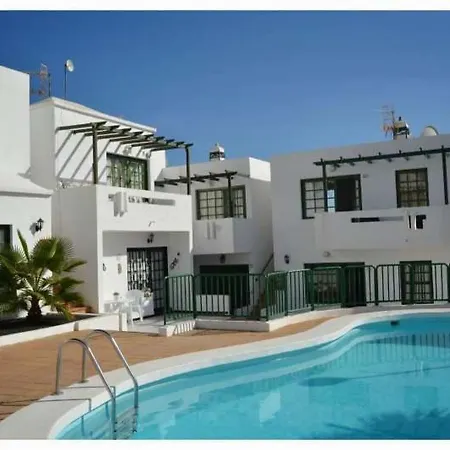 Apartamento Puerto Del Carmen Sleeps 4 Pool Wifi *