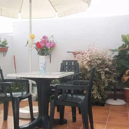 Puerto Del Carmen Sleeps 4 Pool Wifi